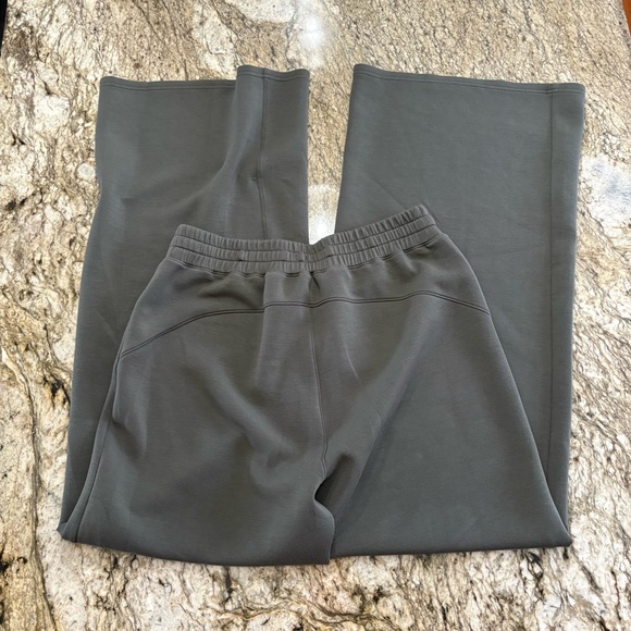 Spanx AirEssentials Wide Leg Pant - Picture 4 of 4